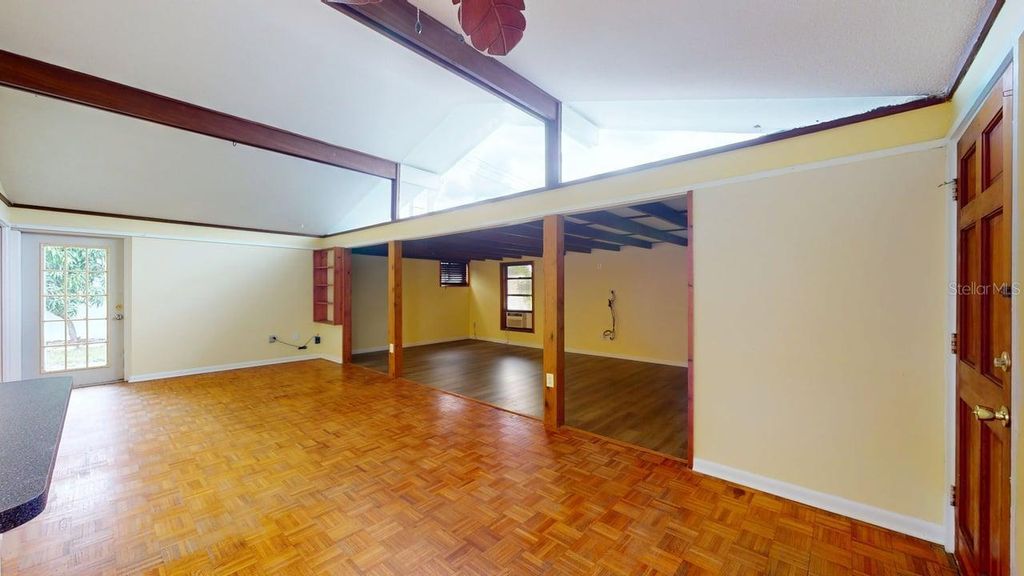 Image 13 of property listing at 3202 21ST AVENUE W, Bradenton, FL 34205