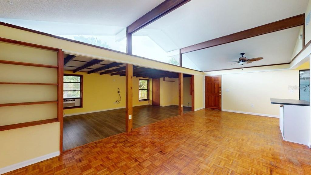 Image 35 of property listing at 3202 21ST AVENUE W, Bradenton, FL 34205