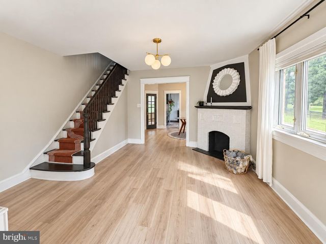 674 WENDOVER ST, Philadelphia, PA 19128