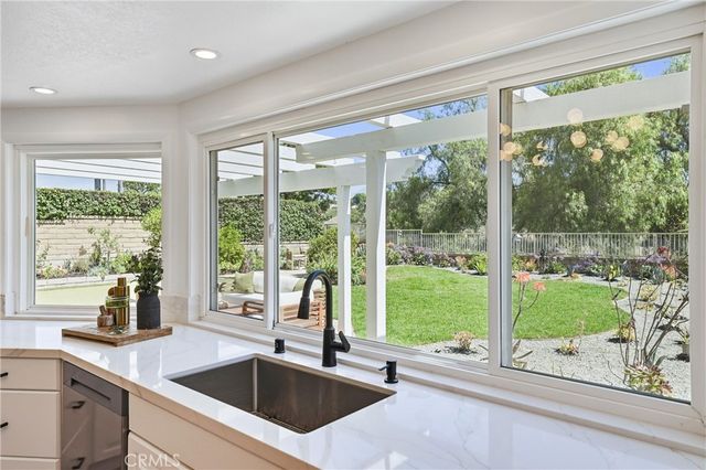 24132 Via Santa Clara, Mission Viejo, CA 92692