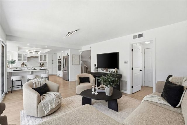 24132 Via Santa Clara, Mission Viejo, CA 92692