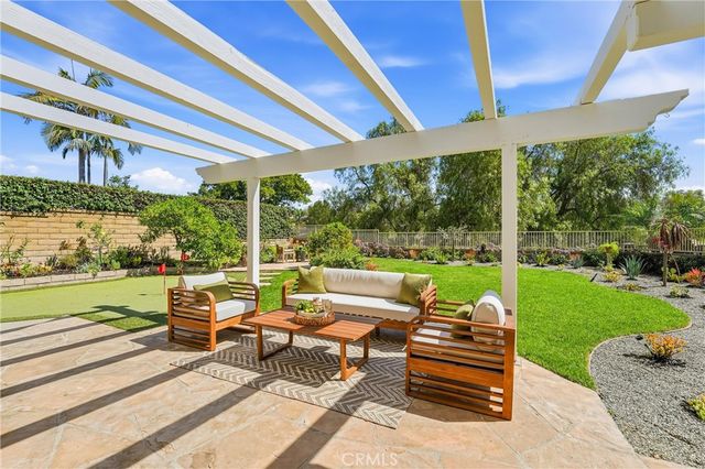 24132 Via Santa Clara, Mission Viejo, CA 92692