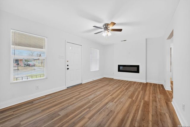 2034 Edison, San Antonio, TX 78201