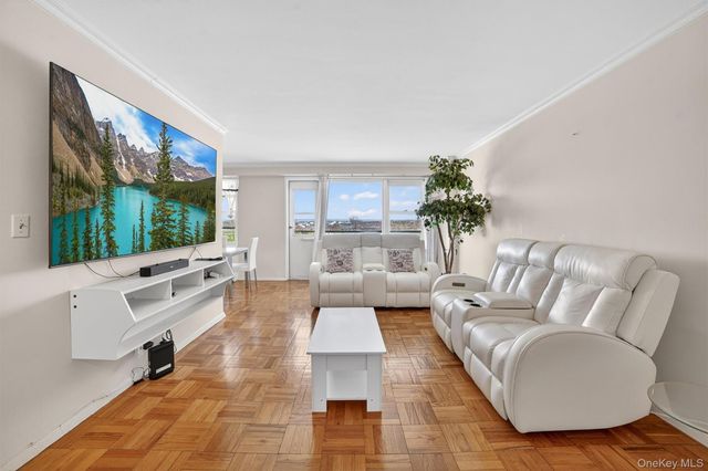 1853 Central Park Avenue 16A, Yonkers, NY 10710