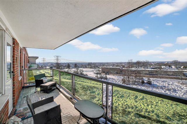 1853 Central Park Avenue 16A, Yonkers, NY 10710