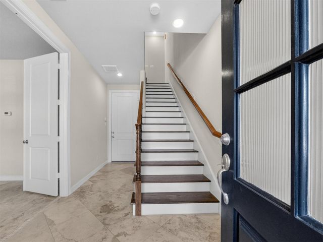 2810 Capitol Street, Houston, TX 77003