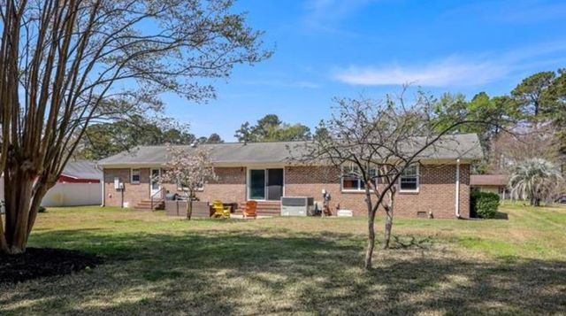 27 Plantation Rd., Myrtle Beach, SC 29588