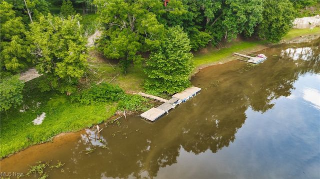 4278 Newbury Road, Little Hocking, OH 45742