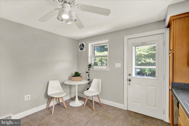 418 EGLE RD, Reading, PA 19601