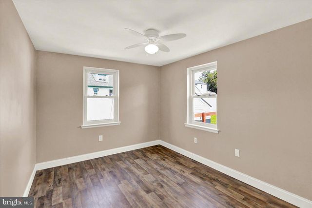 418 EGLE RD, Reading, PA 19601
