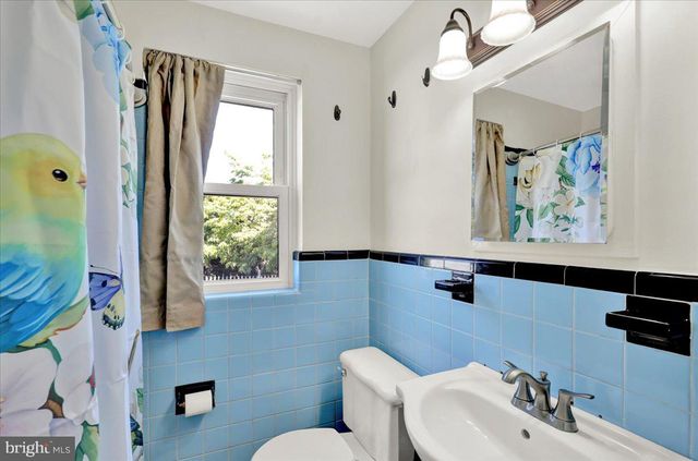 418 EGLE RD, Reading, PA 19601