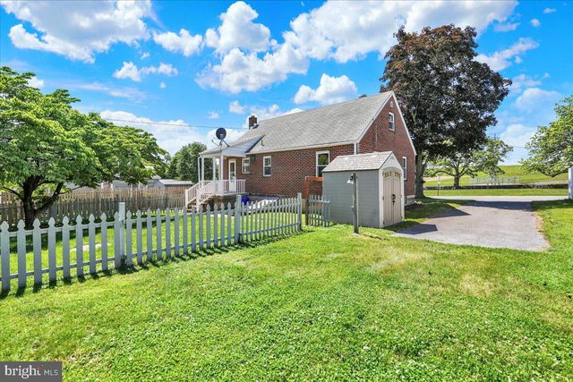 418 EGLE RD, Reading, PA 19601