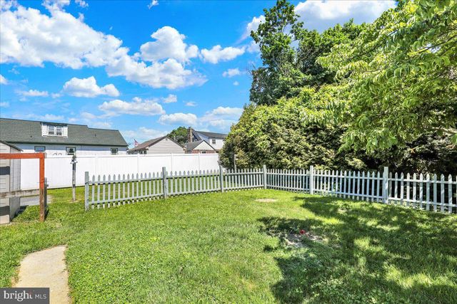 418 EGLE RD, Reading, PA 19601