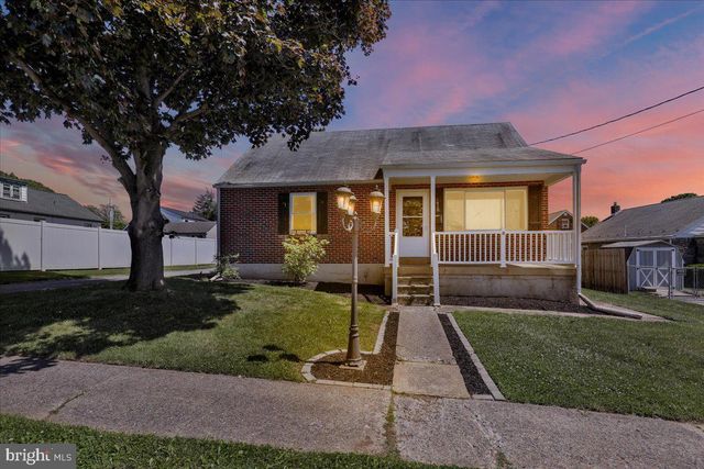 418 EGLE RD, Reading, PA 19601