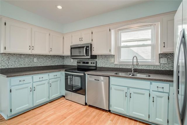 1509 NE 99th Street, Kansas City, MO 64155