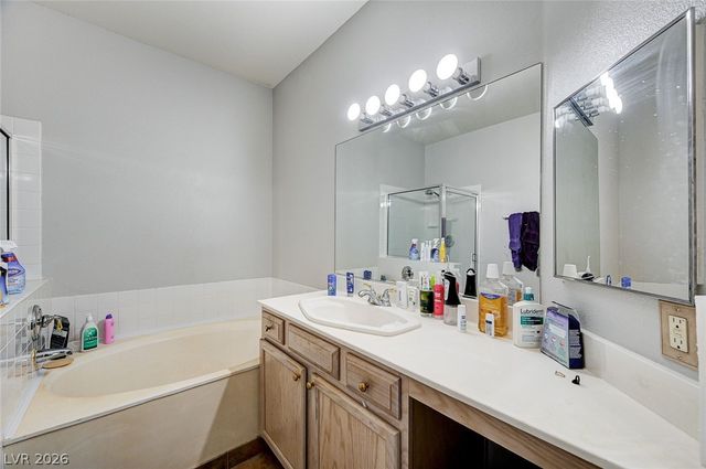 1604 Cardinal Bluff Drive 202, Las Vegas, NV 89128