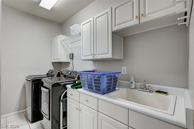 1604 Cardinal Bluff Drive 202, Las Vegas, NV 89128