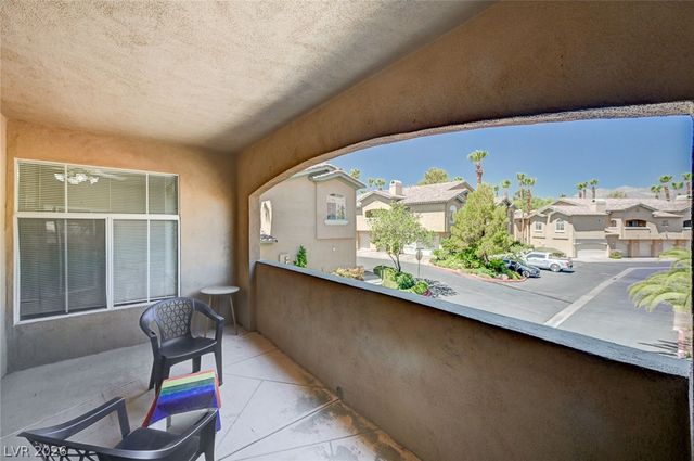 1604 Cardinal Bluff Drive 202, Las Vegas, NV 89128