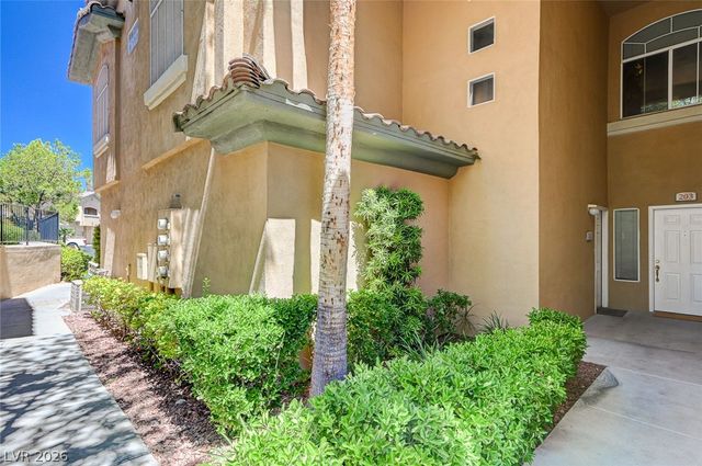 1604 Cardinal Bluff Drive 202, Las Vegas, NV 89128