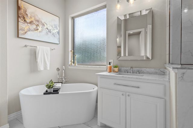 2131 N Hill Drive, Irving, TX 75038