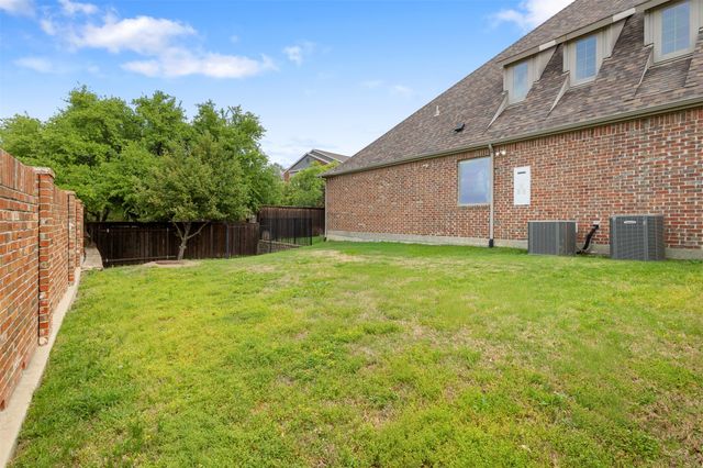 2131 N Hill Drive, Irving, TX 75038