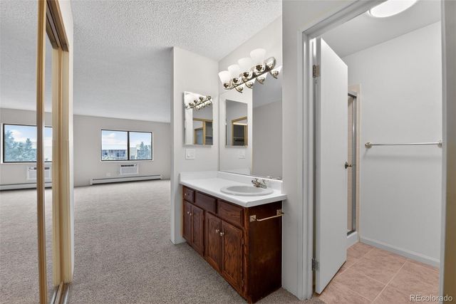 14001 E Marina Drive 606, Aurora, CO 80014