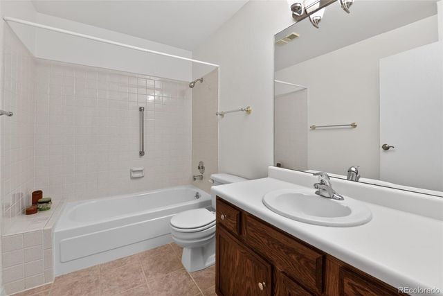 14001 E Marina Drive 606, Aurora, CO 80014