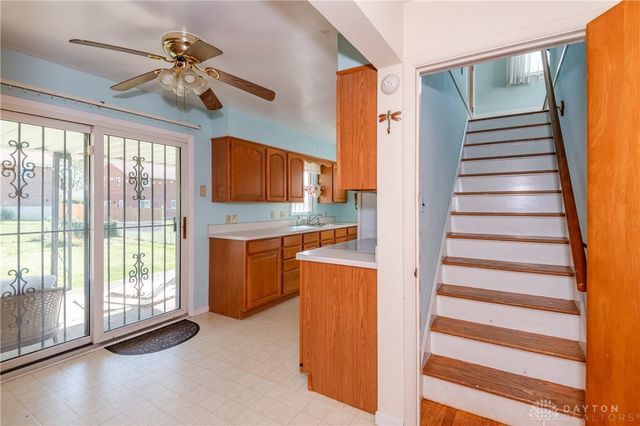 2212 Chamberlin Avenue, Dayton, OH 45406