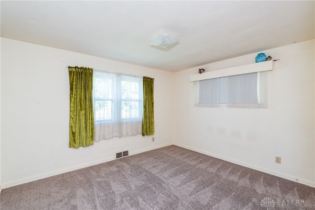 2212 Chamberlin Avenue, Dayton, OH 45406