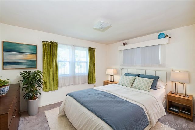 2212 Chamberlin Avenue, Dayton, OH 45406