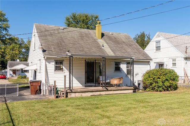 2212 Chamberlin Avenue, Dayton, OH 45406