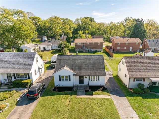 2212 Chamberlin Avenue, Dayton, OH 45406