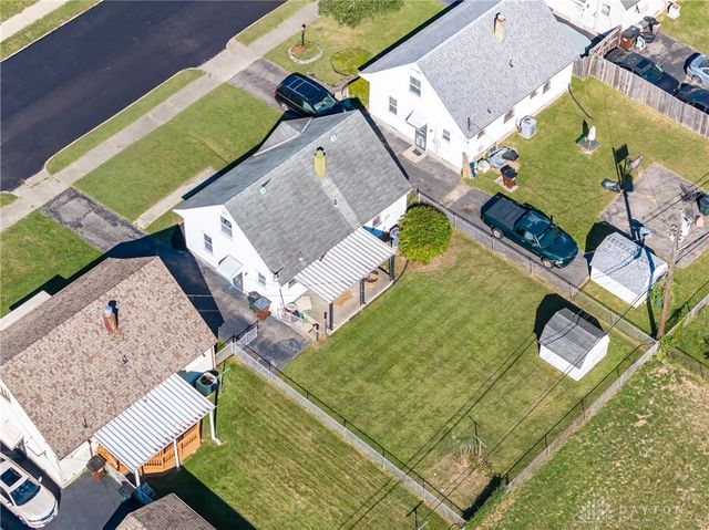 2212 Chamberlin Avenue, Dayton, OH 45406