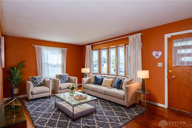 2212 Chamberlin Avenue, Dayton, OH 45406