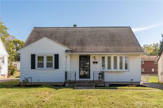 2212 Chamberlin Avenue, Dayton, OH 45406