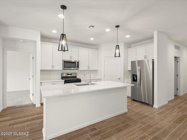 8319 S Cabari Mine Way, Tucson, AZ 85747