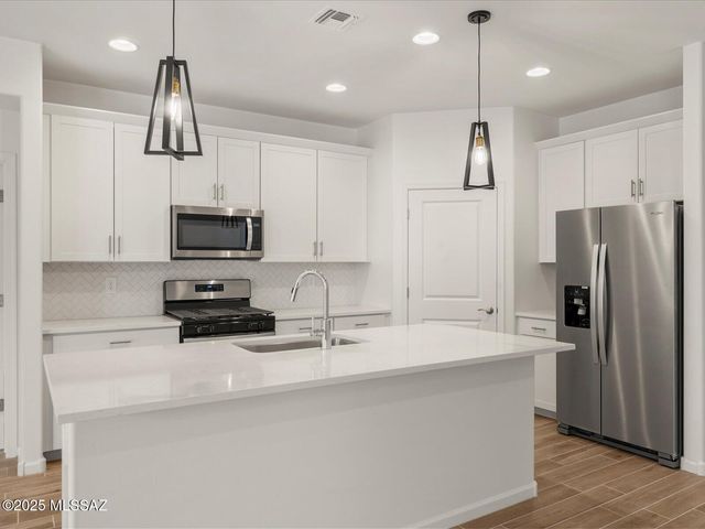 8319 S Cabari Mine Way, Tucson, AZ 85747