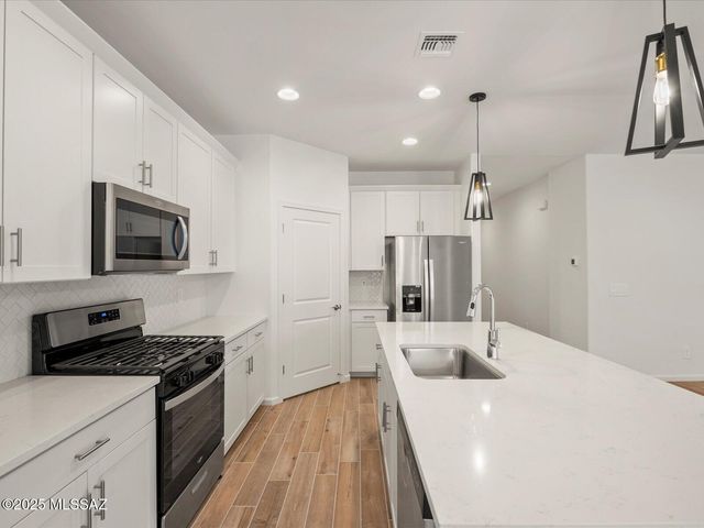 8319 S Cabari Mine Way, Tucson, AZ 85747