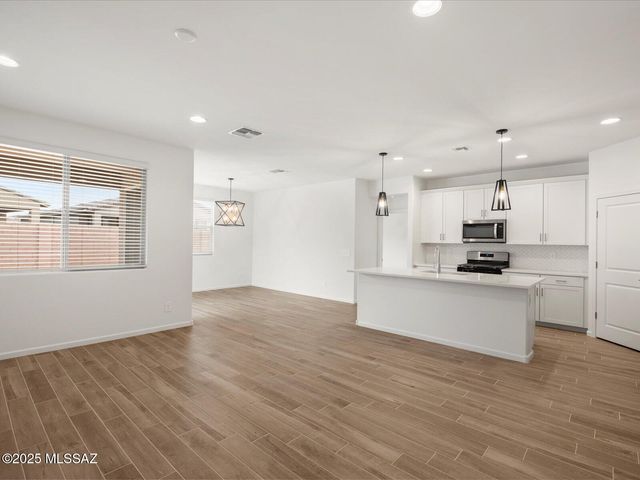 8319 S Cabari Mine Way, Tucson, AZ 85747