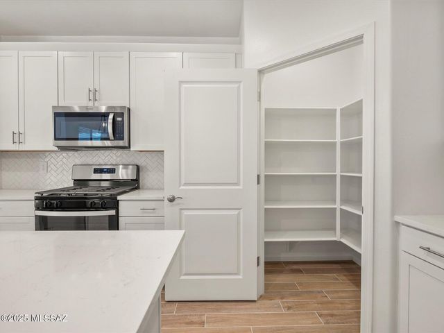 8319 S Cabari Mine Way, Tucson, AZ 85747