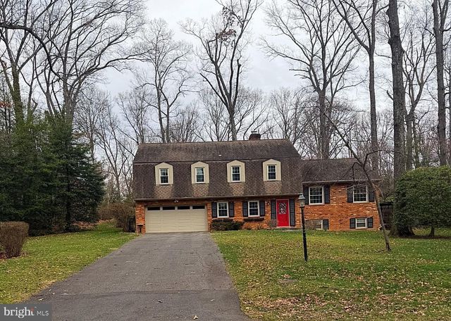 12012 CANTER LN, Reston, VA 20191