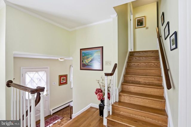 12012 CANTER LN, Reston, VA 20191