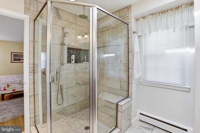 12012 CANTER LN, Reston, VA 20191