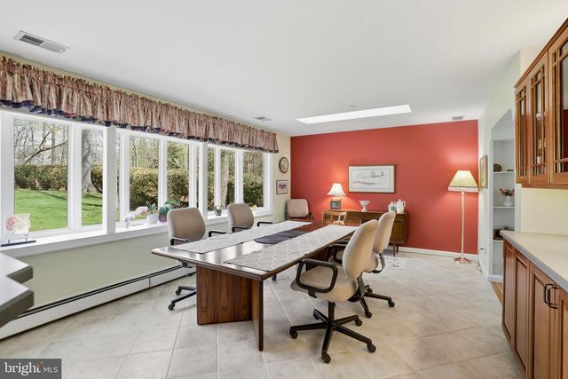 12012 CANTER LN, Reston, VA 20191