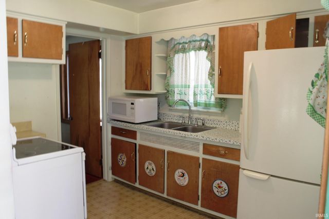 1705 MELROSE Avenue, Fort Wayne, IN 46808