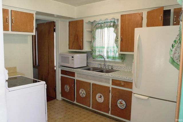 1705 MELROSE Avenue, Fort Wayne, IN 46808