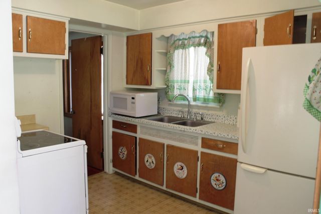 1705 MELROSE Avenue, Fort Wayne, IN 46808