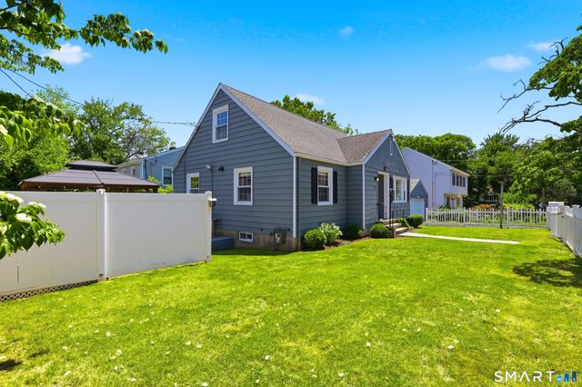 65 Beaver Street, Fairfield, CT 06824