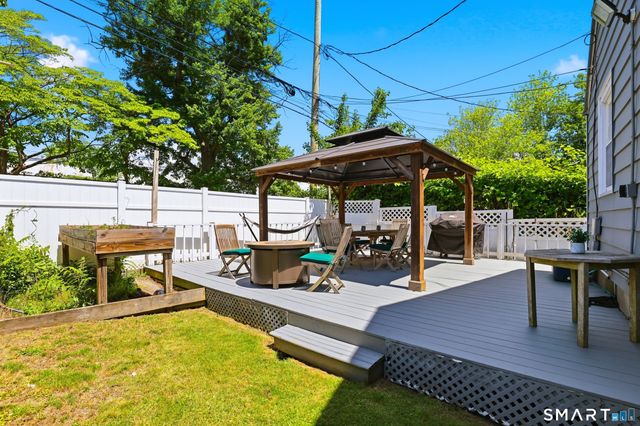 65 Beaver Street, Fairfield, CT 06824