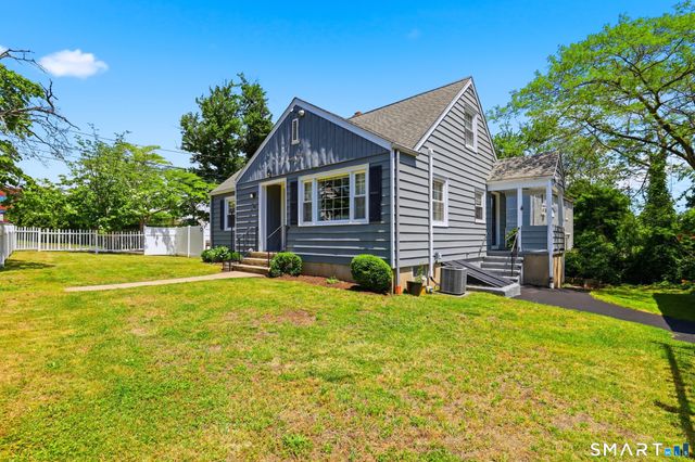 65 Beaver Street, Fairfield, CT 06824